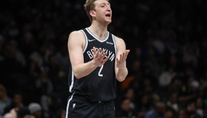 开云-爱游戏-【菜鸟】沃尔夫16分 小克莱顿11分5助 穆萨·西塞8分8板&amp;罚球6中0